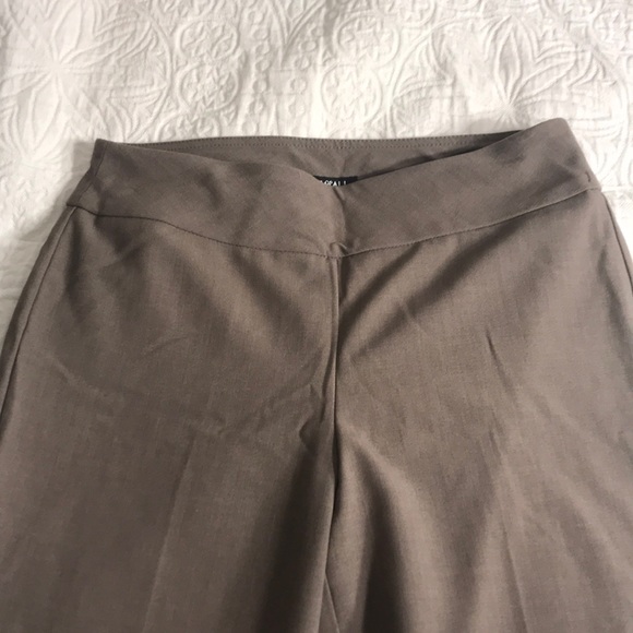 Roz and Ali bootleg dress pants - Picture 2 of 4